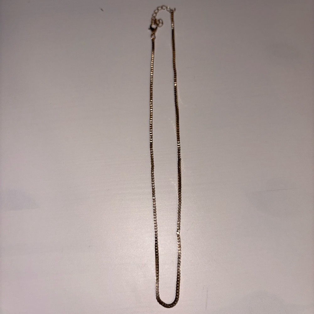 Elegant Gold Chain Necklace